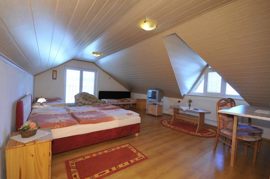 Hotel Penzion Drevenik Spišské Podhradie Zewnętrze zdjęcie