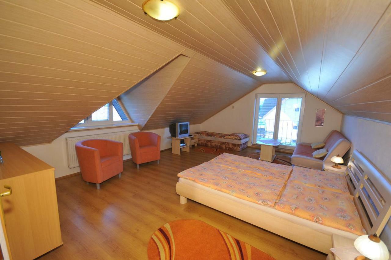 Hotel Penzion Drevenik Spišské Podhradie Zewnętrze zdjęcie